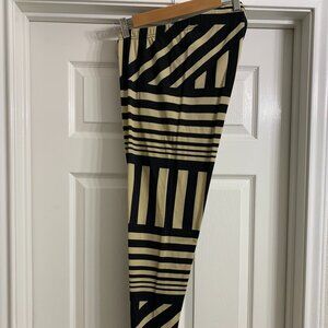 Just One Brand Women's Beige and Black Leggings, Size 1X, NWT